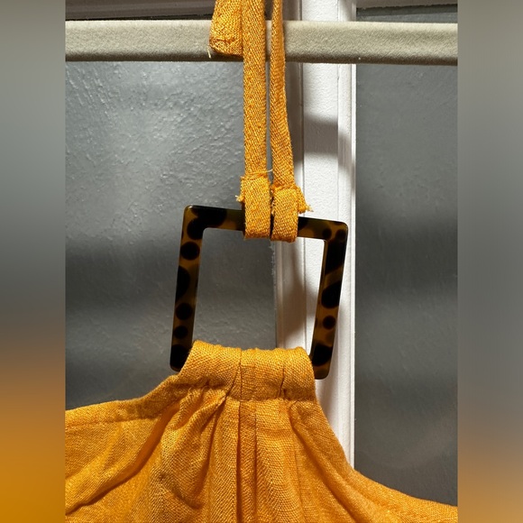 NWOT Heatherly Tie Halter Crop Top - Picture 2 of 5